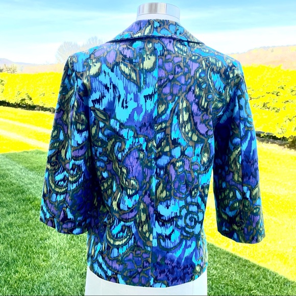 Chico’s Abstract Print Cropped Blazer - Picture 10 of 16